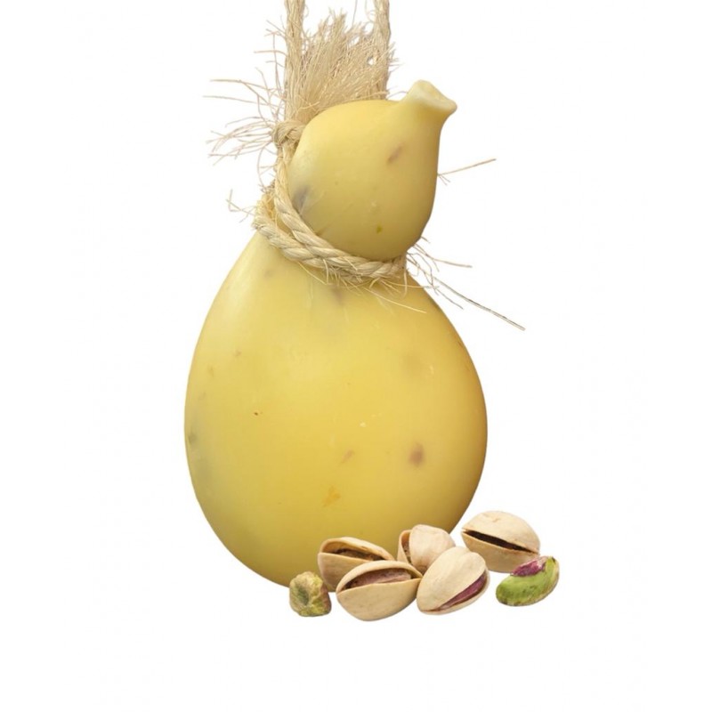 Caciocavallo con pistacchio Caciocavallo con pistacchio